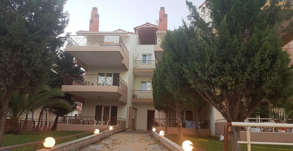 Keramoti Luxury Apartments Luaran gambar