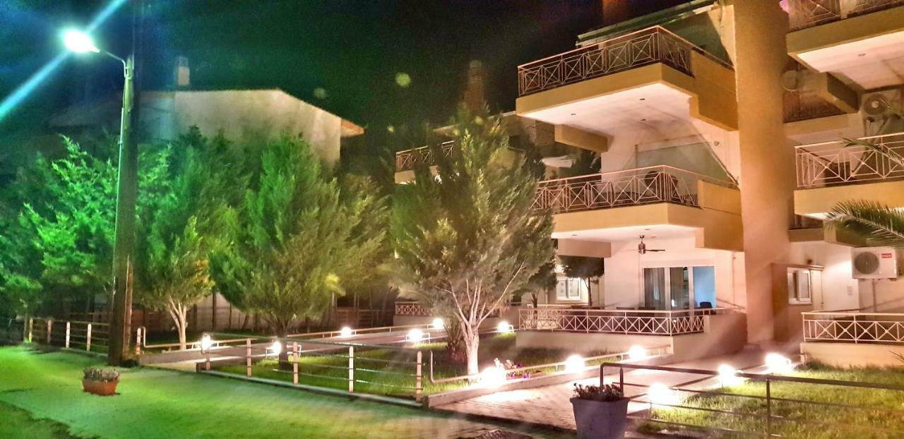 Keramoti Luxury Apartments Luaran gambar