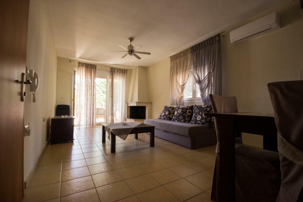 Keramoti Luxury Apartments Luaran gambar